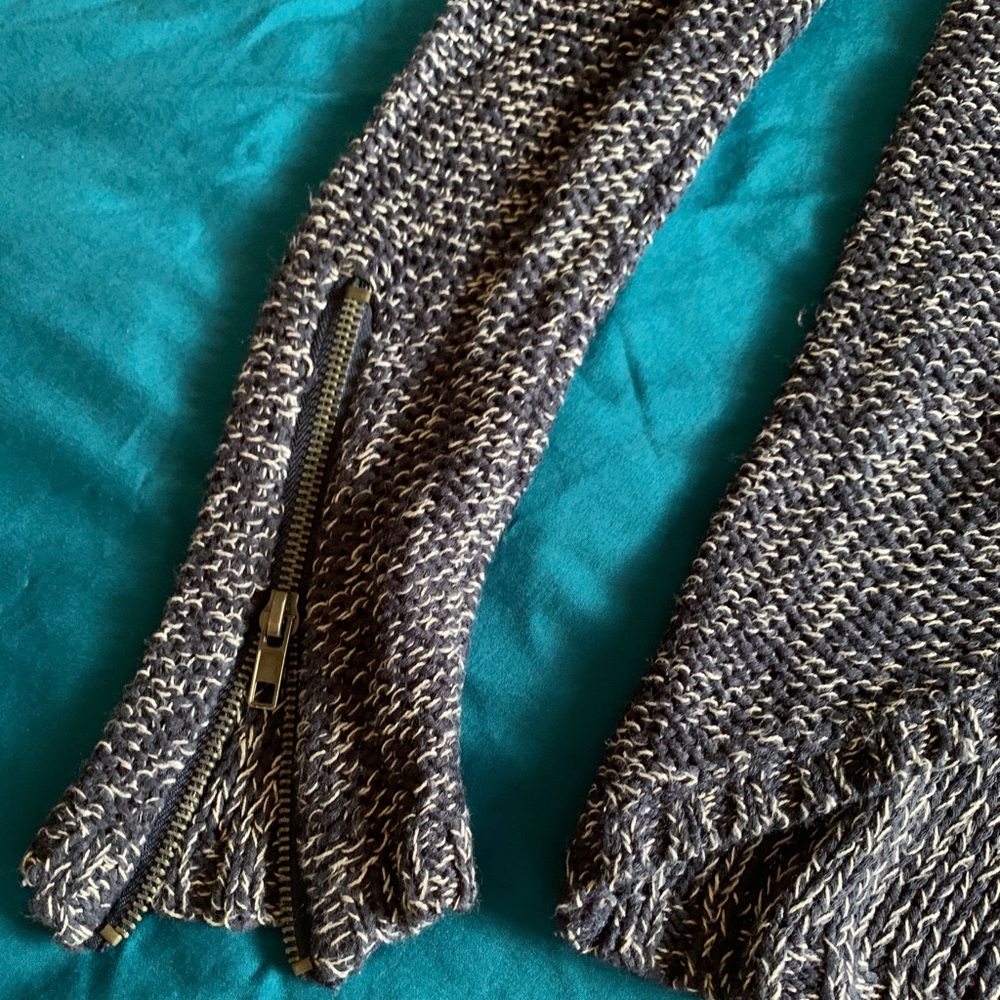 Design Lab Knit Sweater - image 4